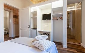 Vittoria Luxury House